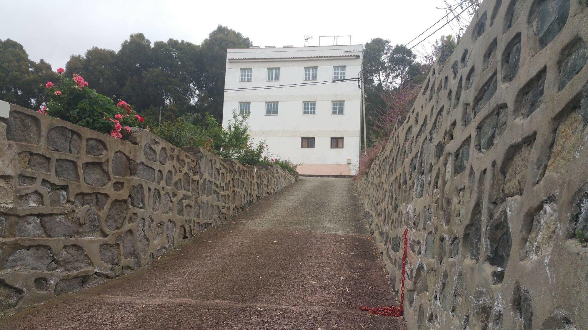 Del Pino Hostel Teror Εξωτερικό φωτογραφία